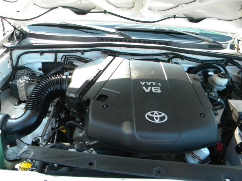 Toyota Tacoma Double Cab Long Bed V6 Auto 4WD 2011