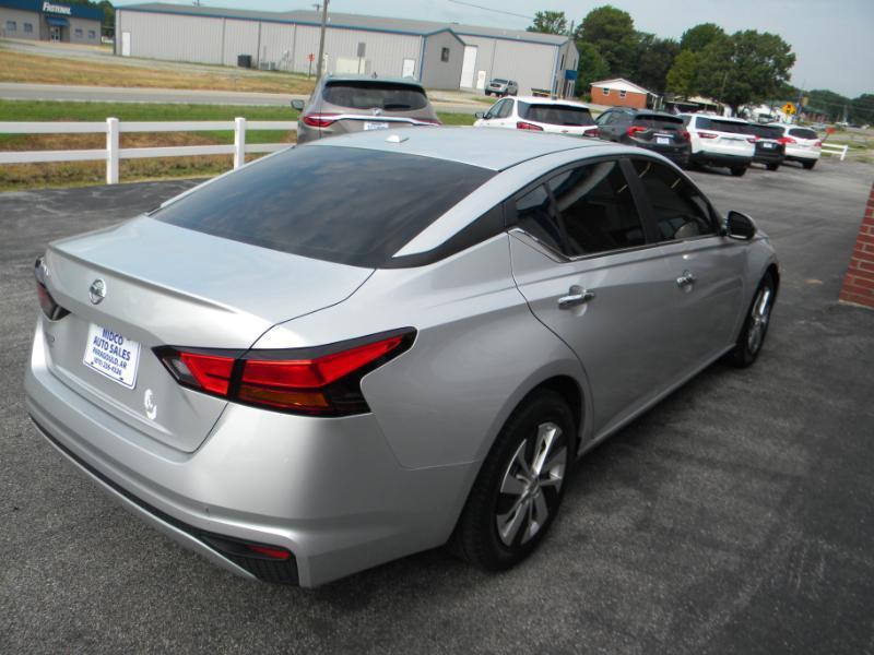 Nissan Altima 2.5 S 2020