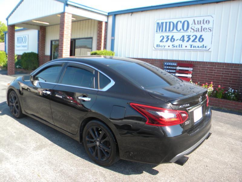 Nissan Altima 3.5 SR 2017