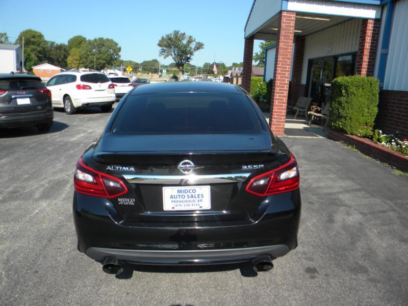 Nissan Altima 3.5 SR 2017