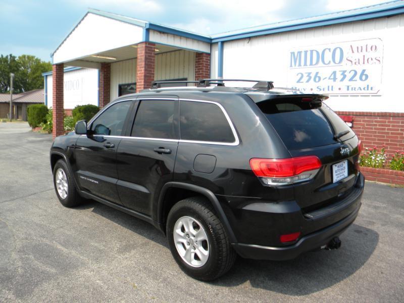 Jeep Grand Cherokee Laredo 2WD 2016