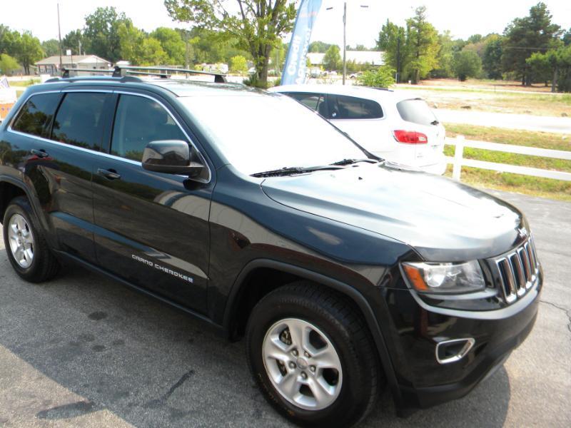 Jeep Grand Cherokee Laredo 2WD 2016