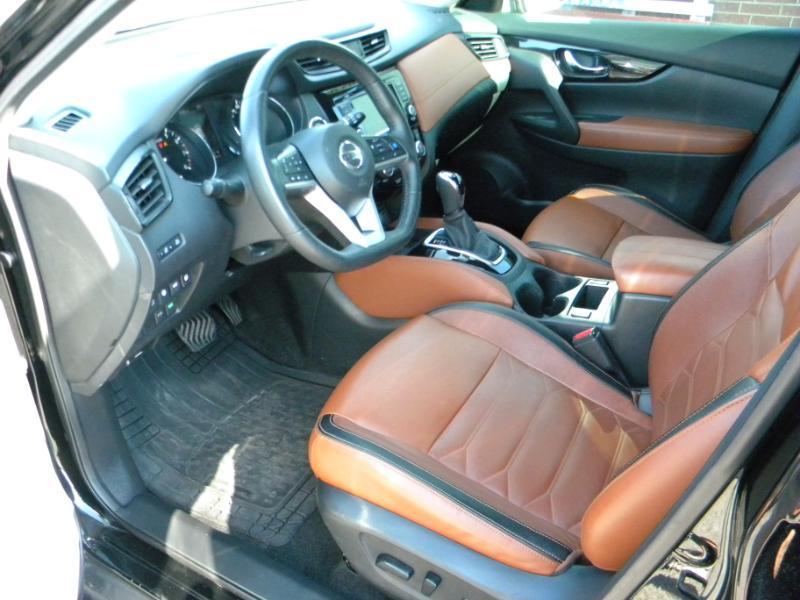 Nissan Rogue  2019