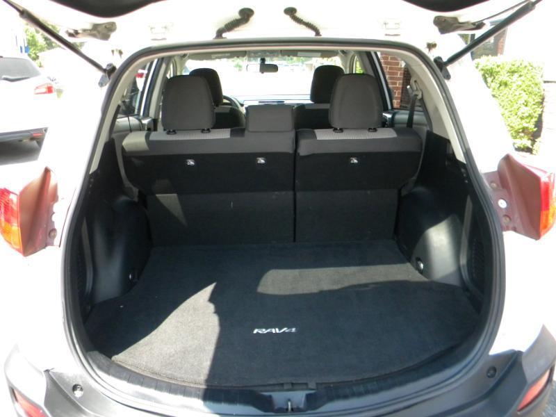 Toyota RAV4 LE FWD 2013
