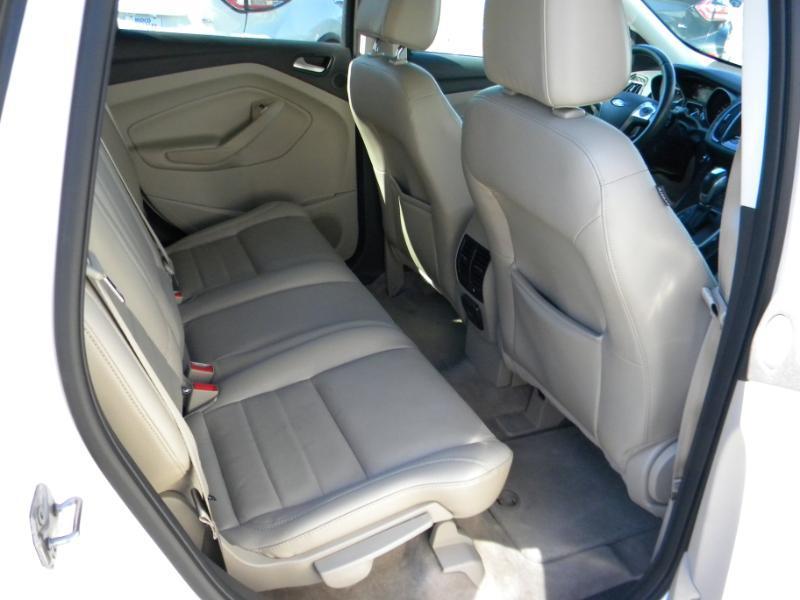 Ford Escape Titanium 4WD 2014