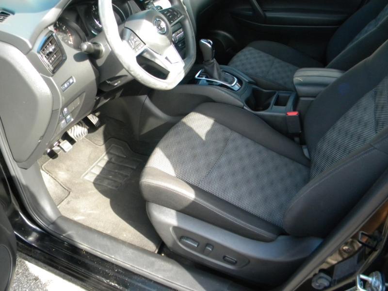 Nissan Rogue Sport SV 2020