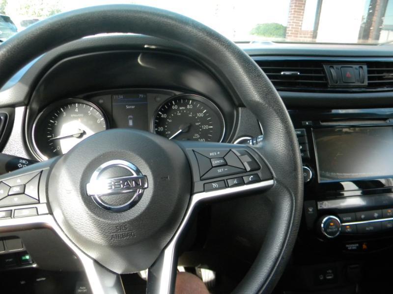 Nissan Rogue Sport SV 2020