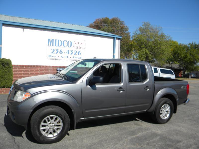 2018 Nissan Frontier SV Crew Cab 5AT 4WD