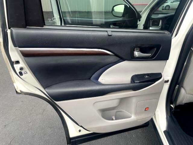 Toyota Highlander Limited Platinum FWD V6 2015 Toyota Highlander Limited Platinum FWD V6 2015