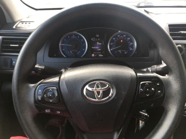 Toyota Camry 4dr Sdn I4 Auto XLE (Natl) 2016