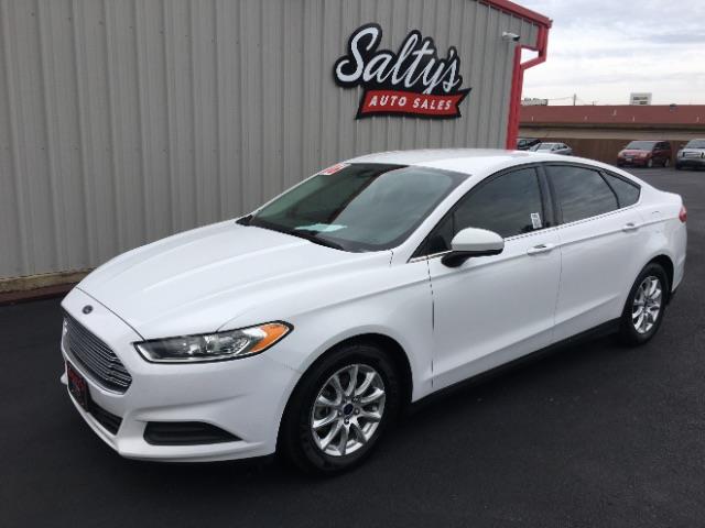 2016 Ford Fusion S's photo