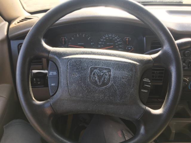 Dodge Dakota SLT Quad Cab 2WD 2003