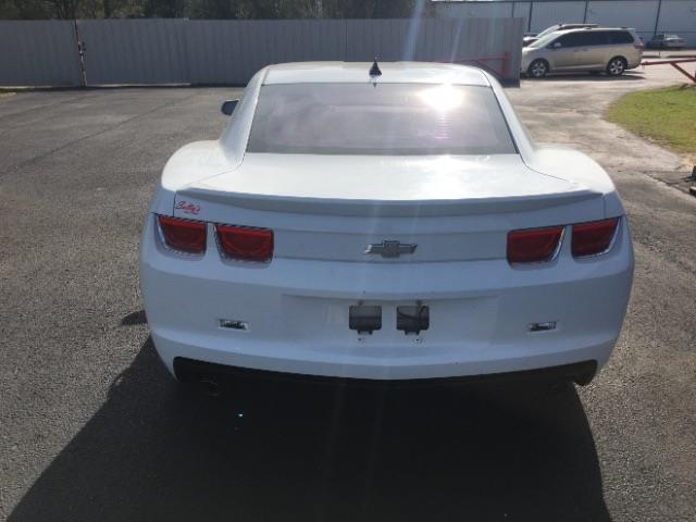 Chevrolet Camaro LS Coupe 2011