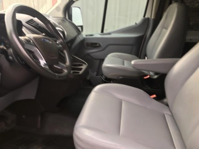 Ford Transit T-150 148" Low Rf 8600 GVWR Sliding RH Dr 2015