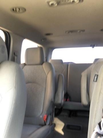 GMC Acadia FWD 4dr SLE w/SLE-2 2015