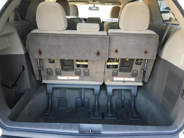 Toyota Sienna 5dr 8-Pass Van LE FWD (Natl) 2015