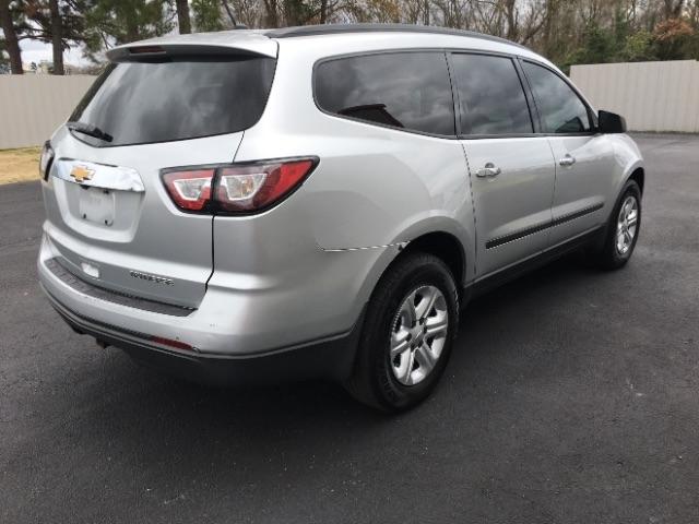 Chevrolet Traverse FWD 4dr LS 2015