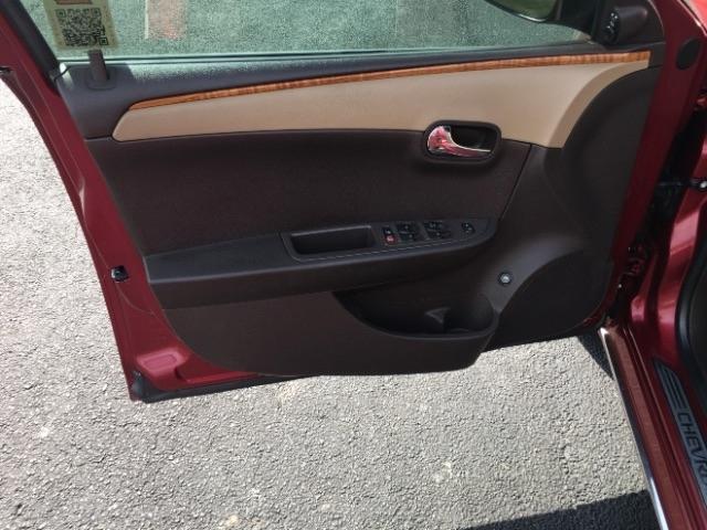 Chevrolet Malibu 4dr Sdn LT w/2LT 2009