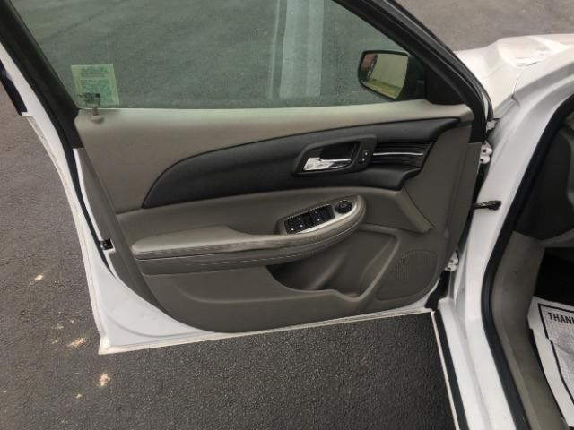 Chevrolet Malibu Limited 4dr Sdn LS w/1FL 2016