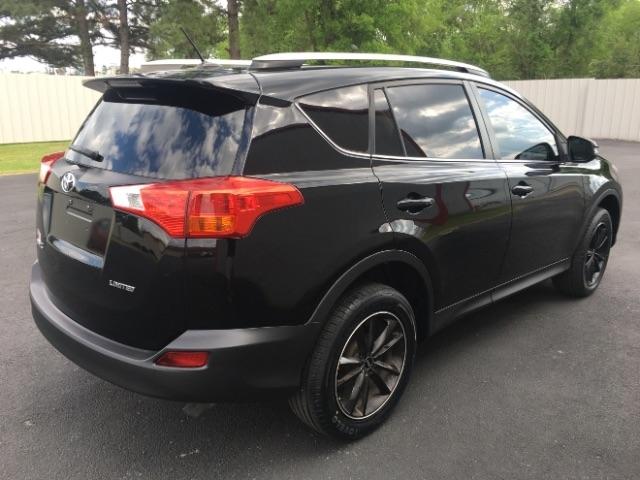 Toyota RAV4 FWD 4dr Limited (Natl) 2015