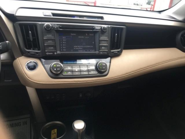 Toyota RAV4 FWD 4dr Limited (Natl) 2015