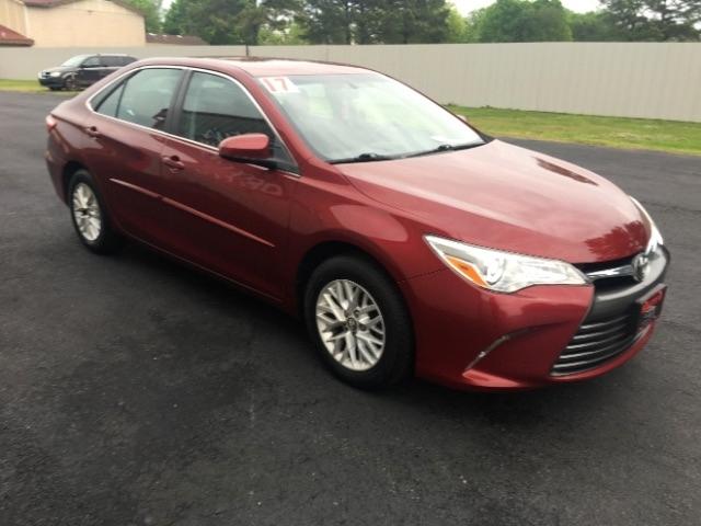 Toyota Camry XLE Auto (Natl) 2017