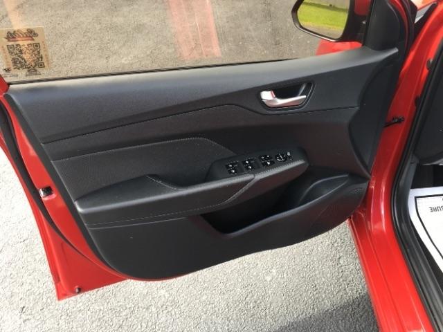 Hyundai Accent SE Sedan IVT 2022