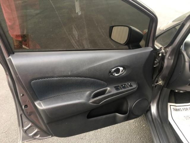 Nissan Versa Note SV CVT 2017