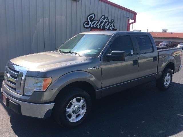 2010 Ford F-150 2WD SuperCrew 145" XL