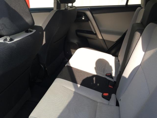 Toyota RAV4 FWD 4dr XLE (Natl) 2016