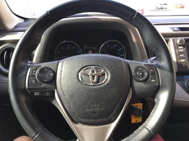 Toyota RAV4 FWD 4dr XLE (Natl) 2016