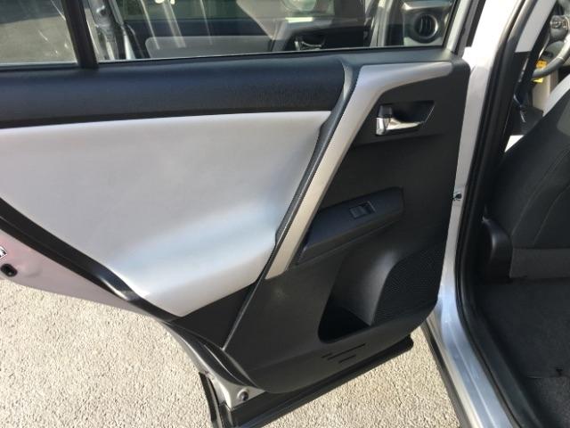 Toyota RAV4 FWD 4dr XLE (Natl) 2016