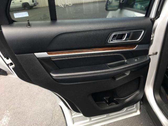Ford Explorer Limited FWD 2017
