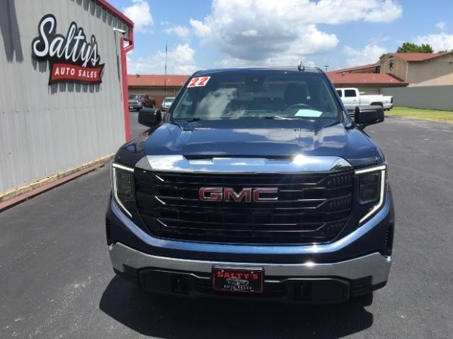 GMC Sierra 1500 2WD Crew Cab 147" Pro 2022