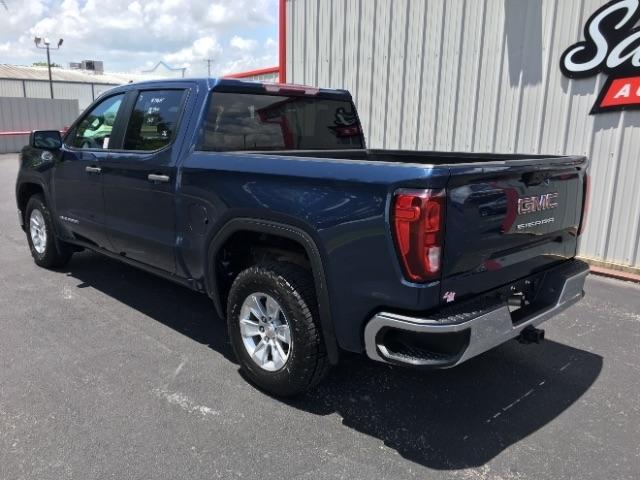 GMC Sierra 1500 2WD Crew Cab 147" Pro 2022