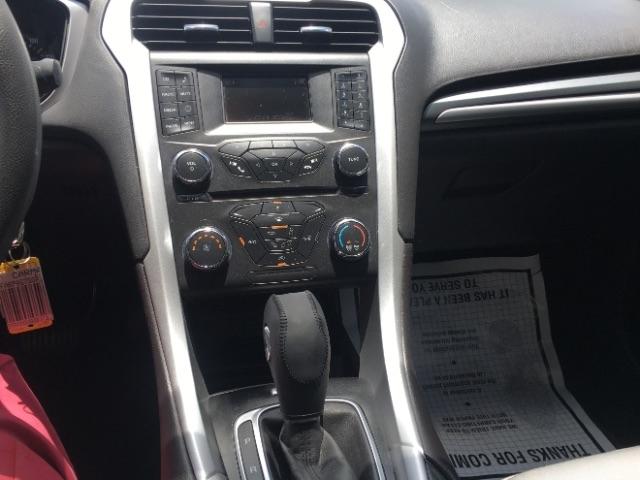 Ford Fusion 4dr Sdn S FWD 2016