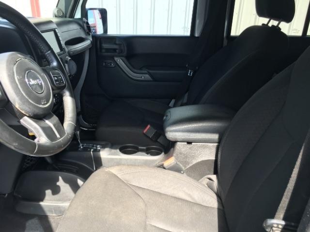 Jeep Wrangler Unlimited 4WD 4dr Sport 2014