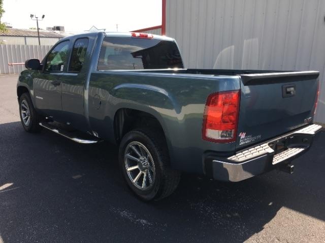 GMC Sierra 1500 2WD Ext Cab 143.5" Work Truck 2013
