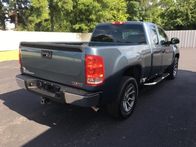 GMC Sierra 1500 2WD Ext Cab 143.5" Work Truck 2013