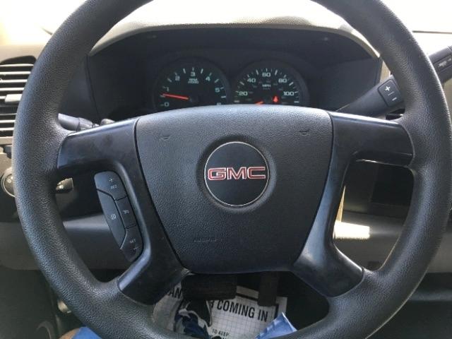 GMC Sierra 1500 2WD Ext Cab 143.5" Work Truck 2013