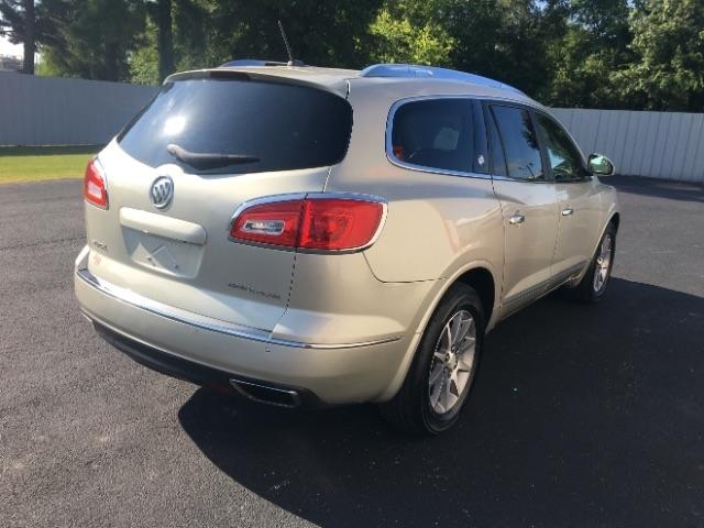 Buick Enclave FWD 4dr Leather 2015