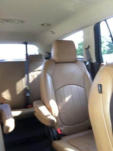 Buick Enclave FWD 4dr Leather 2015