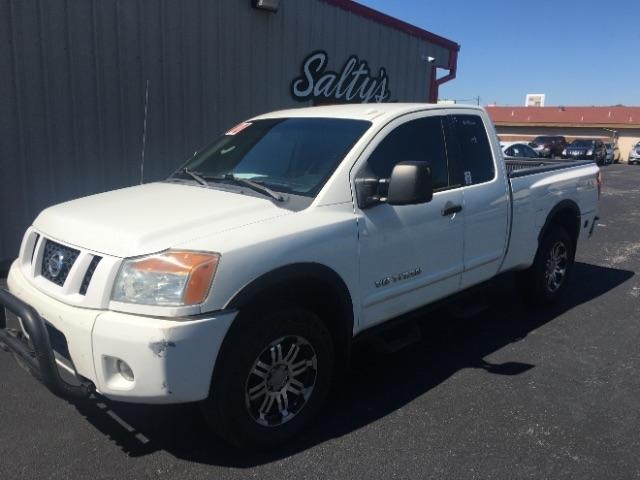 Nissan Titan 4WD King Cab SWB PRO-4X 2010