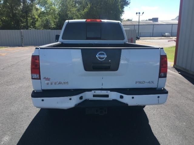Nissan Titan 4WD King Cab SWB PRO-4X 2010