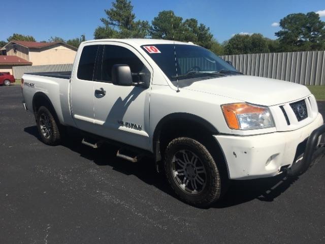 Nissan Titan 4WD King Cab SWB PRO-4X 2010