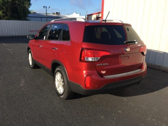 Kia Sorento 2WD 4dr I4 LX 2015