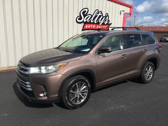 2017 Toyota Highlander XLE V6 FWD (Natl)