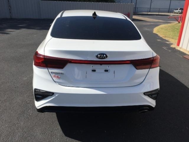 Kia Forte LXS IVT 2021