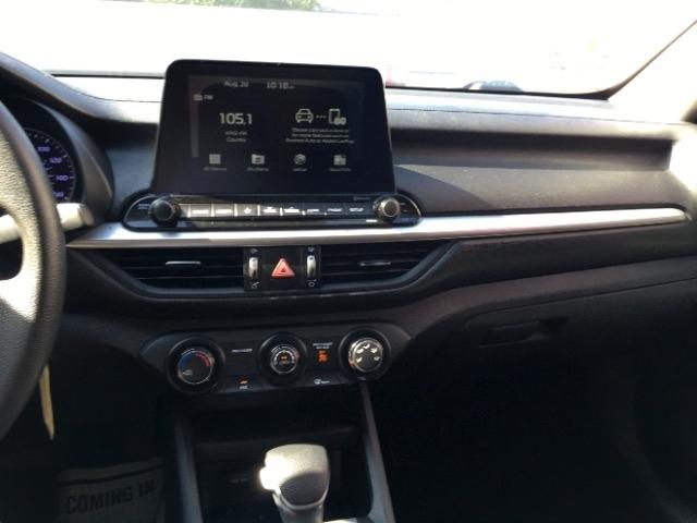 Kia Forte LXS IVT 2021