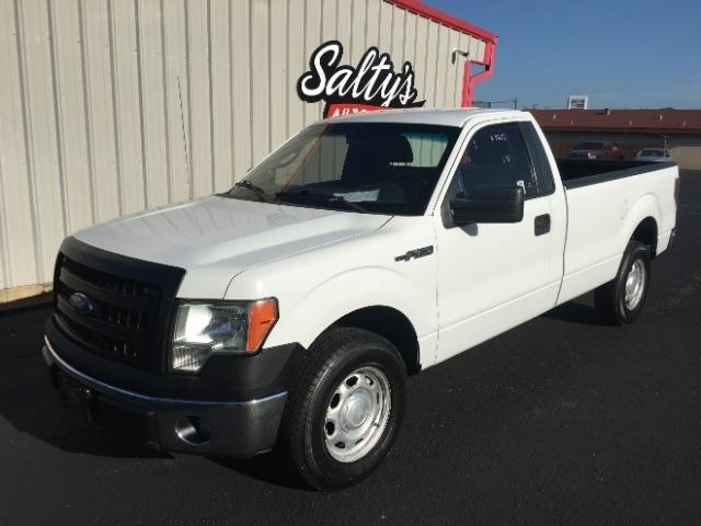 2013 Ford F-150 2WD Reg Cab 145" XL w/HD Payload Pkg
